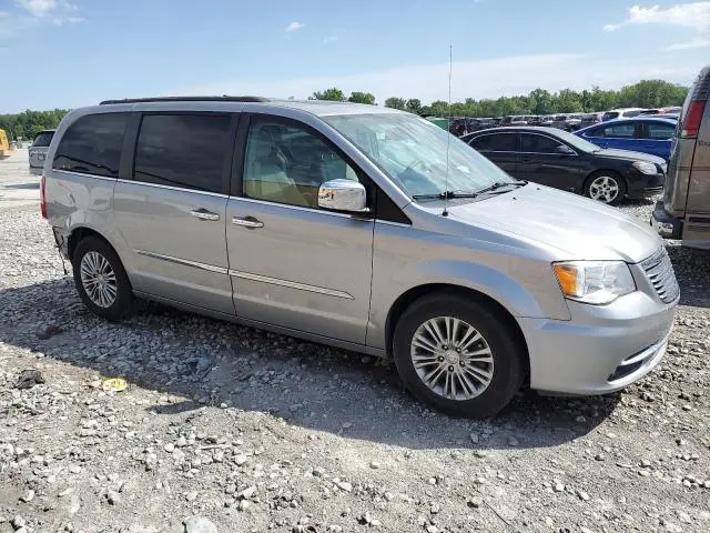 2016 CHRYSLER TOWN & COUNTRY TOURING L  
