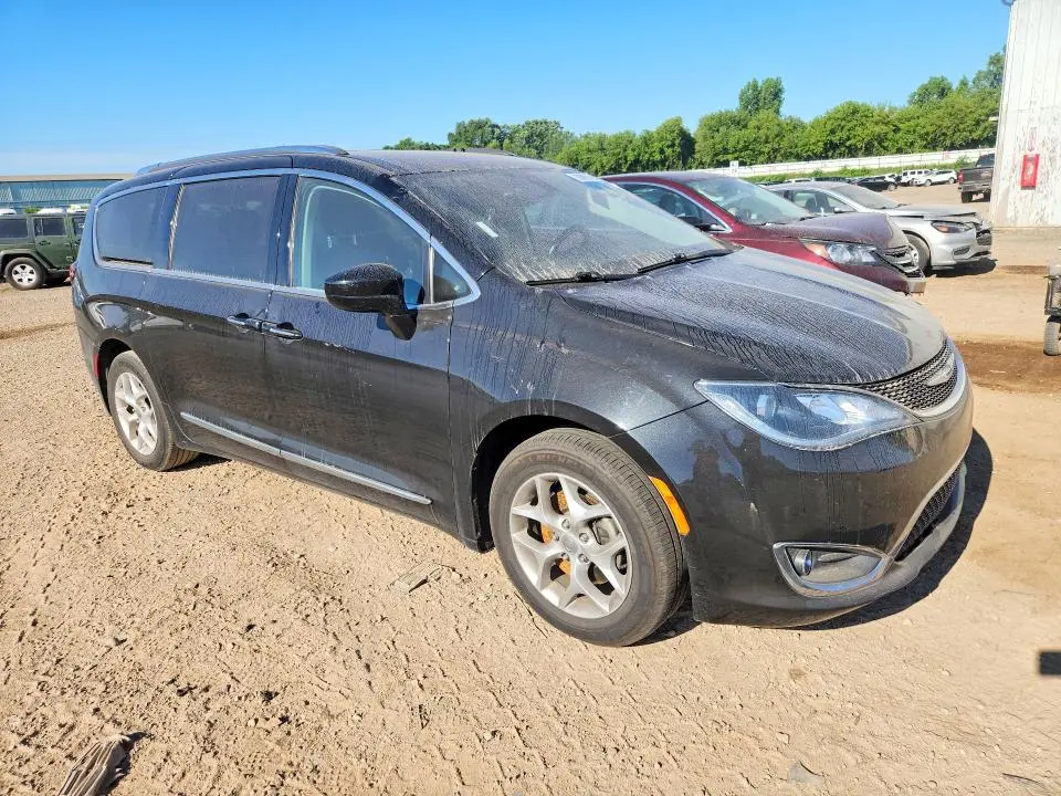 2017 CHRYSLER PACIFICA TOURING L PLUS  