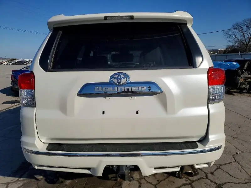 2013 TOYOTA 4RUNNER SR5  