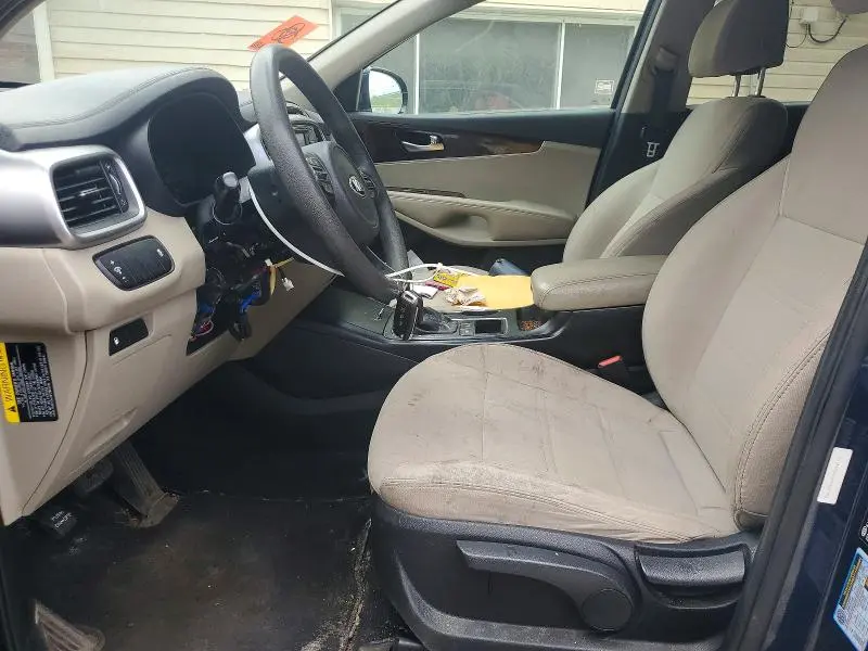 2017 KIA SORENTO LX V6  