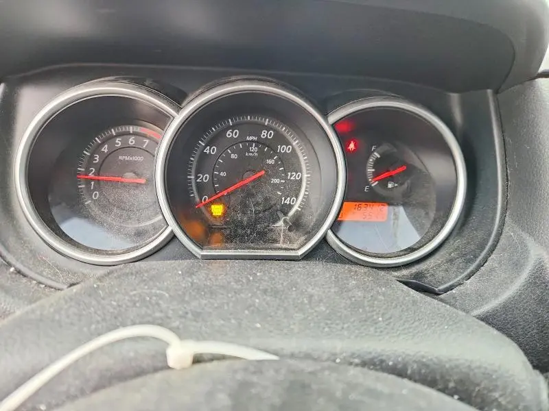 2012 NISSAN VERSA 1.8 S  