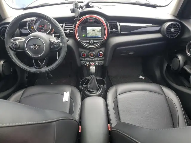 2019 MINI COOPER 