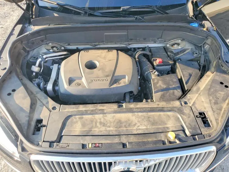 2018 VOLVO XC90 T6  