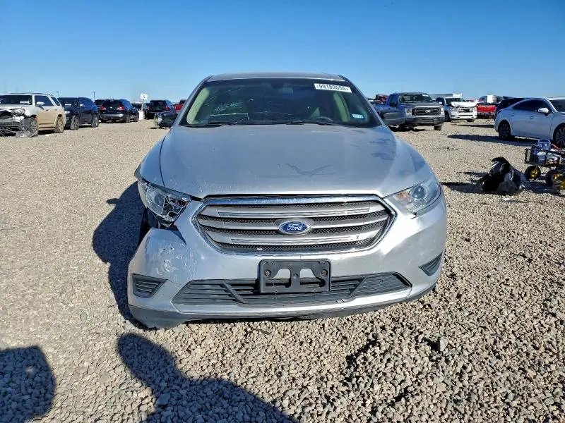 2013 FORD TAURUS SE  
