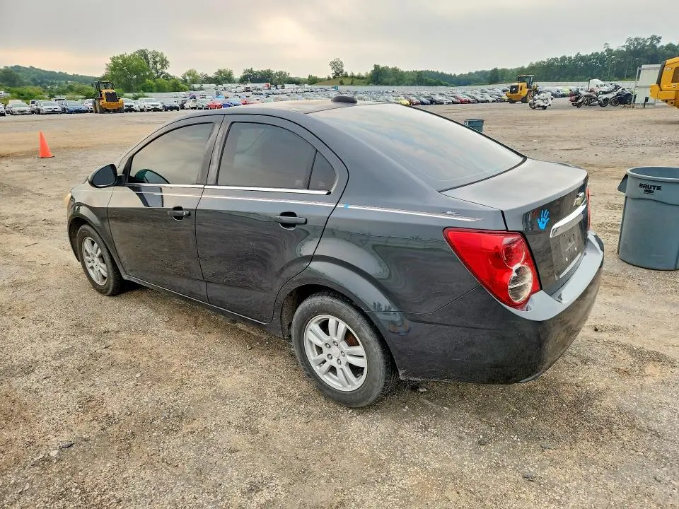 2015 CHEVROLET SONIC LT  