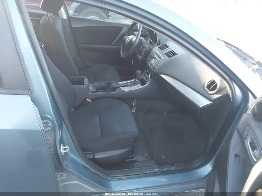 2011 MAZDA MAZDA3 I TOURING