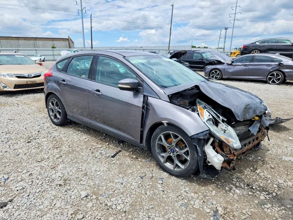 2014 FORD FOCUS SE  