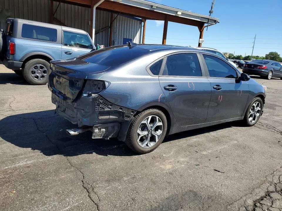 2019 KIA FORTE LXS  