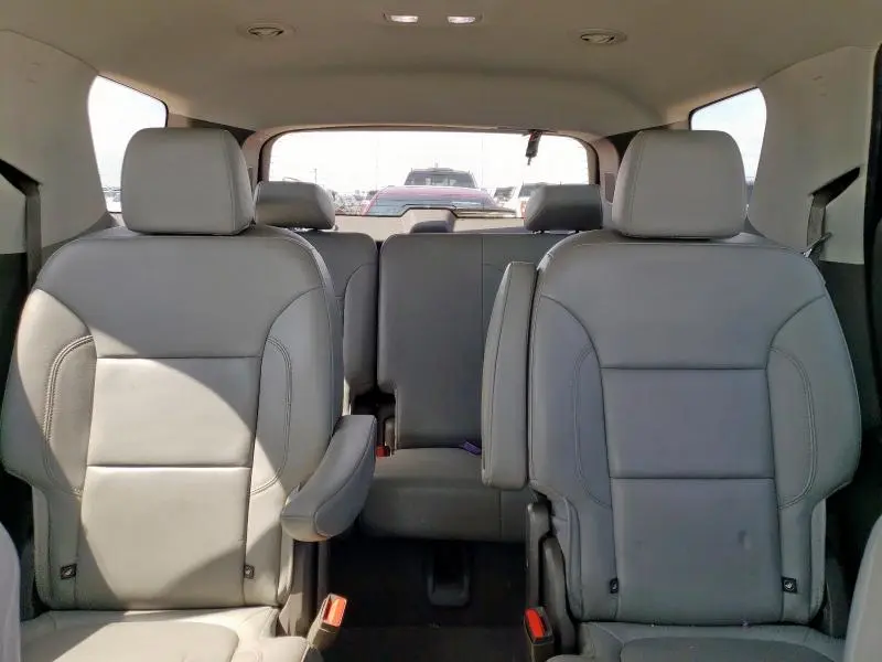 2019 CHEVROLET TRAVERSE LT  