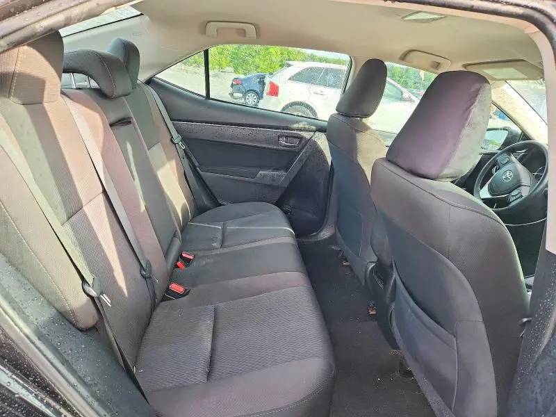2017 TOYOTA COROLLA LE  