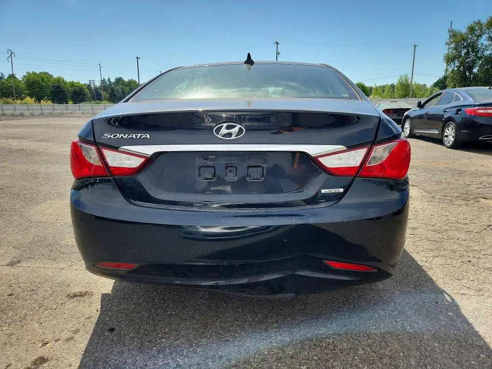 2011 HYUNDAI SONATA LIMITED  