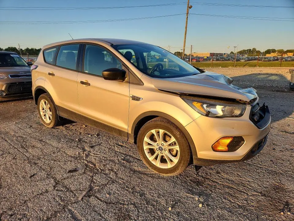 2018 FORD ESCAPE S  