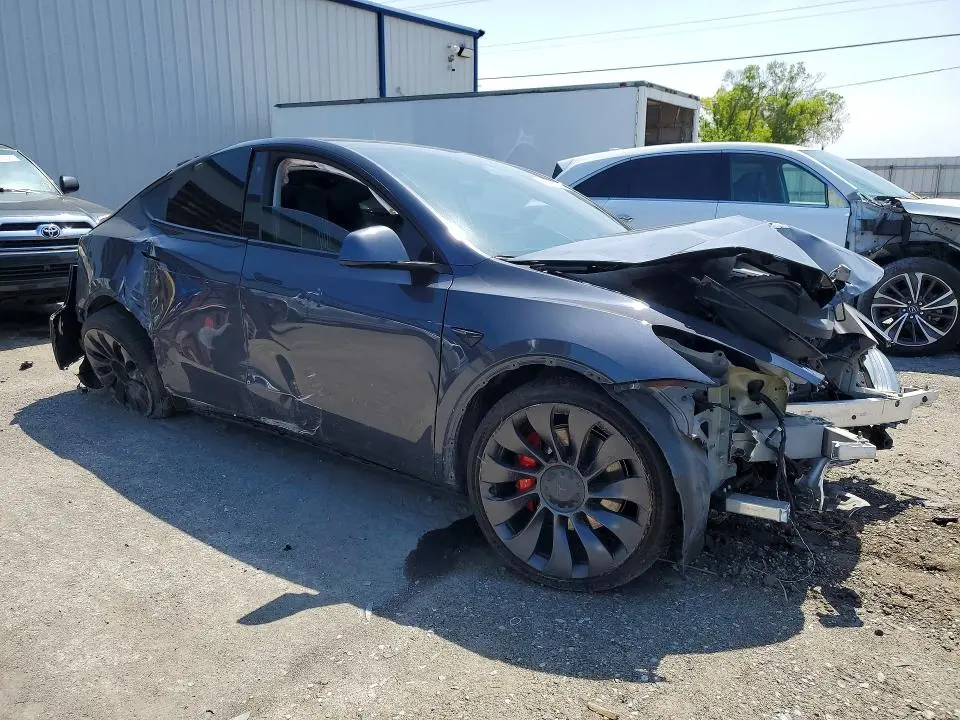 2022 TESLA MODEL Y   