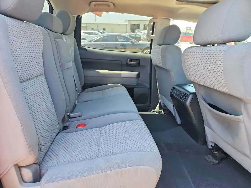 2012 TOYOTA TUNDRA CREWMAX SR5  