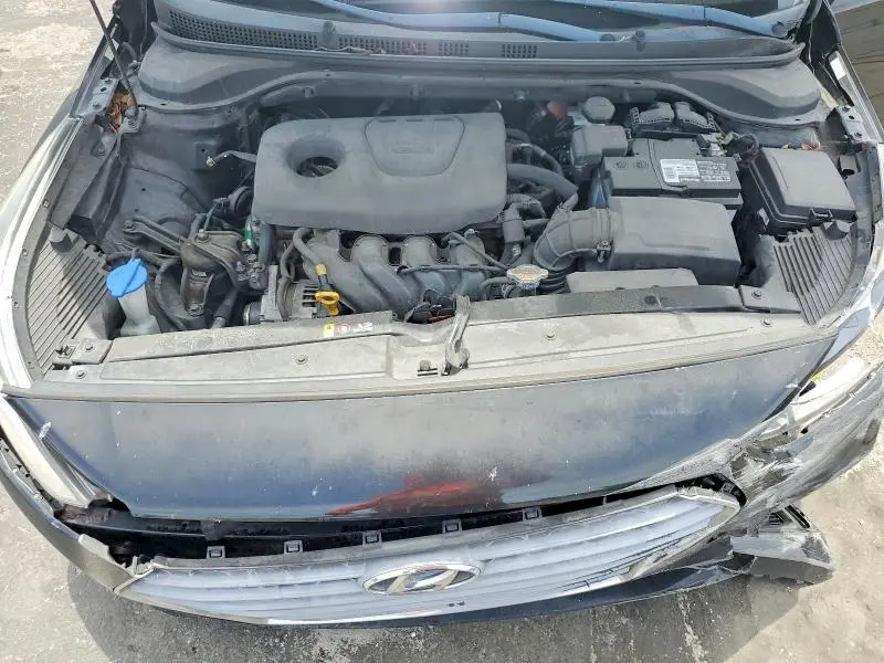 2018 HYUNDAI ACCENT SE  