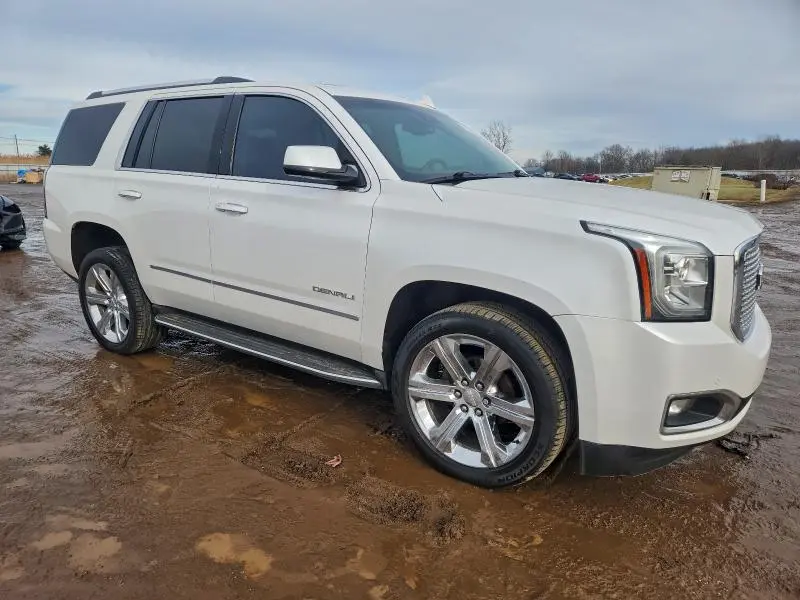 2016 GMC YUKON DENALI  