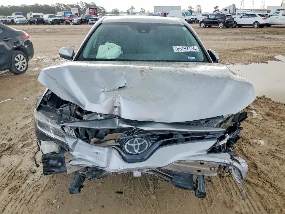 2019 TOYOTA CAMRY LE  
