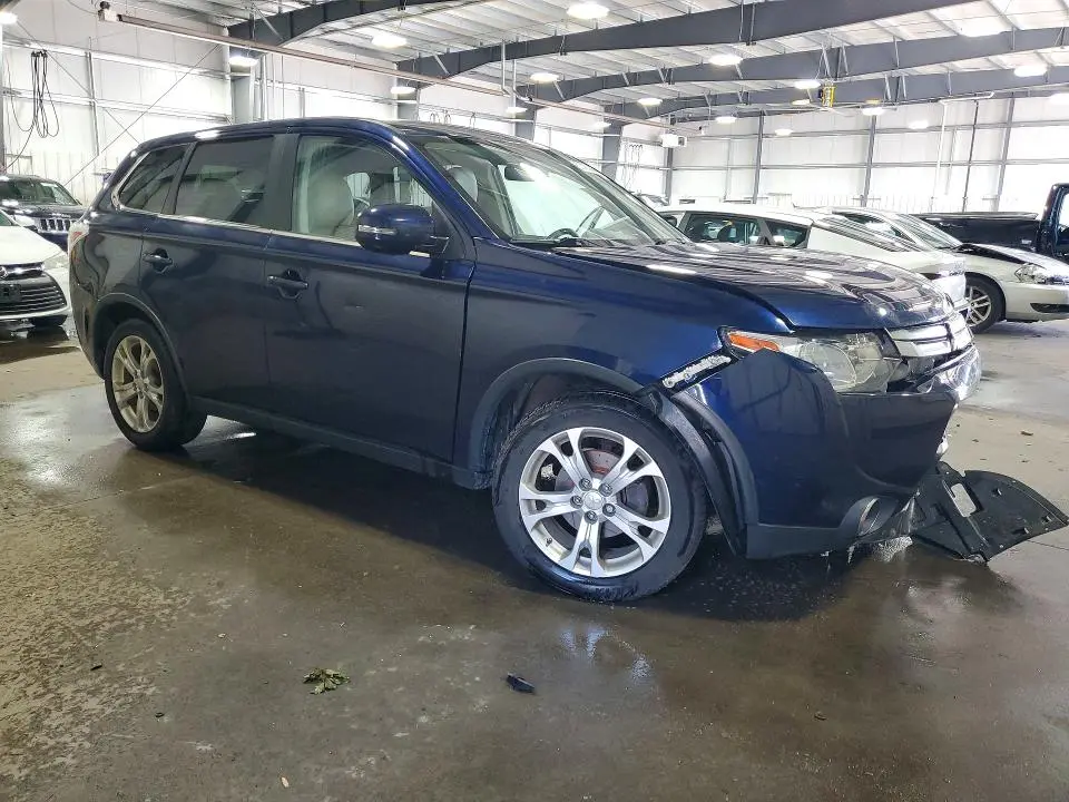 2015 MITSUBISHI OUTLANDER SE  