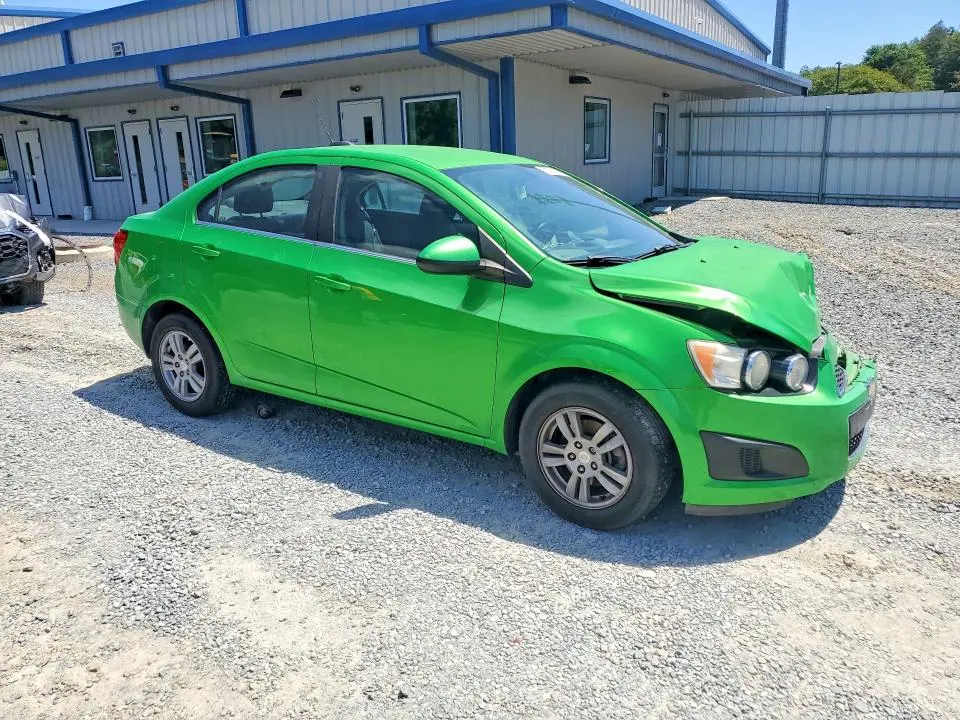 2015 CHEVROLET SONIC LT  