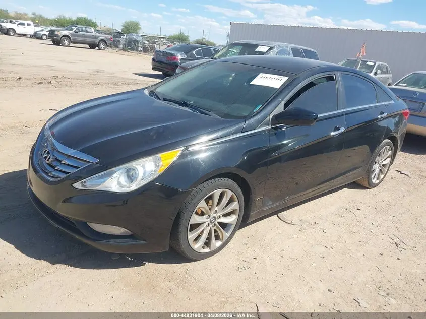2013 HYUNDAI SONATA SE