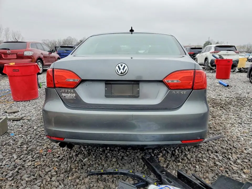 2012 VOLKSWAGEN JETTA SE  