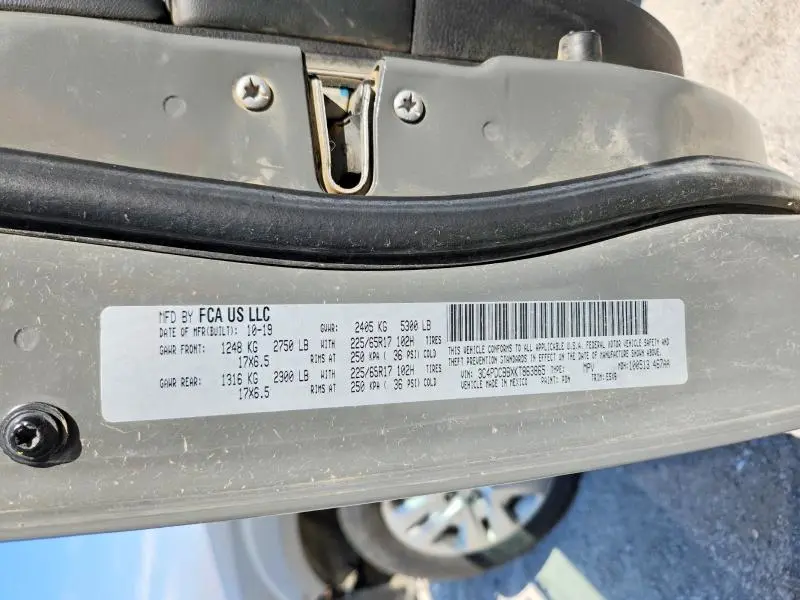 2019 DODGE JOURNEY SE  