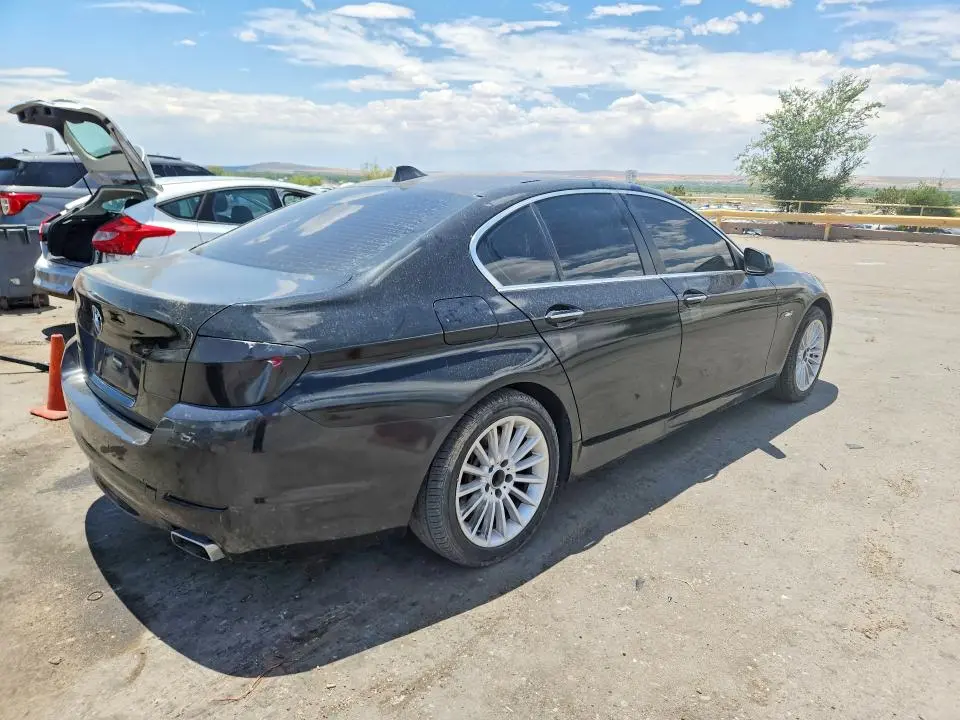 2011 BMW 550 XI  