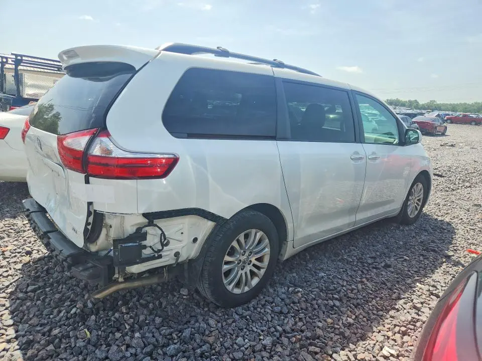 2015 TOYOTA SIENNA XLE PREMIUM 8-PASSENGER  