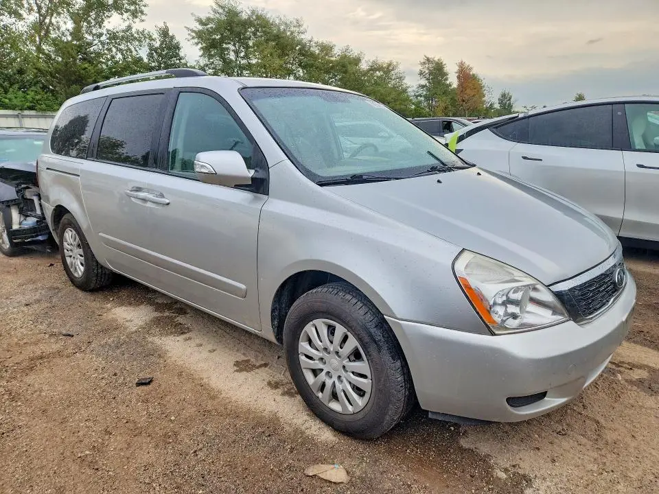 2012 KIA SEDONA LX  
