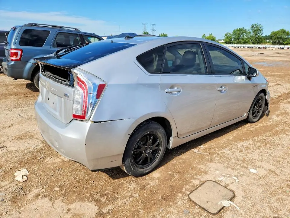 2012 TOYOTA PRIUS THREE  