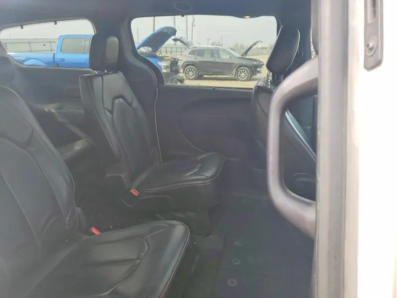 2020 CHRYSLER PACIFICA   
