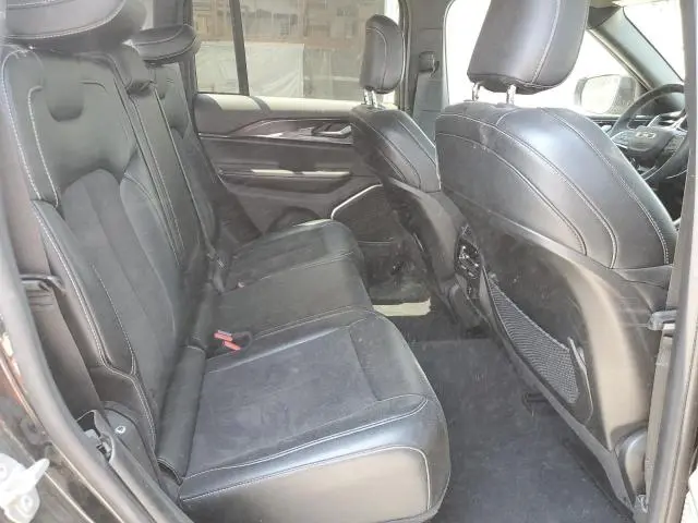 2022 JEEP GRAND CHEROKEE LAREDO  