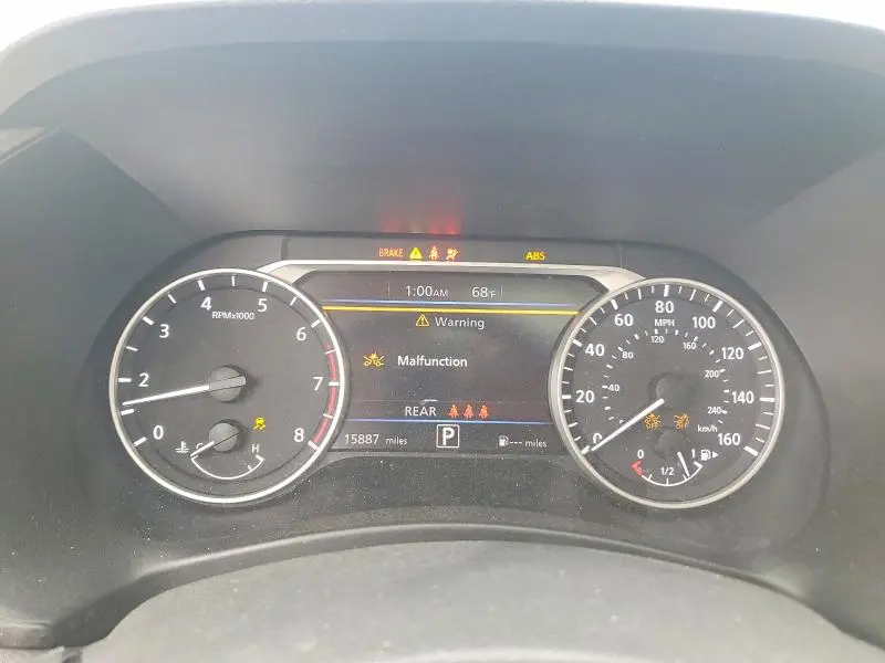 2023 NISSAN SENTRA SV  