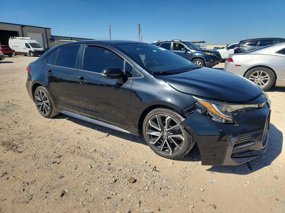 2020 TOYOTA COROLLA SE  