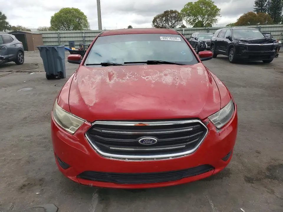 2015 FORD TAURUS SEL  