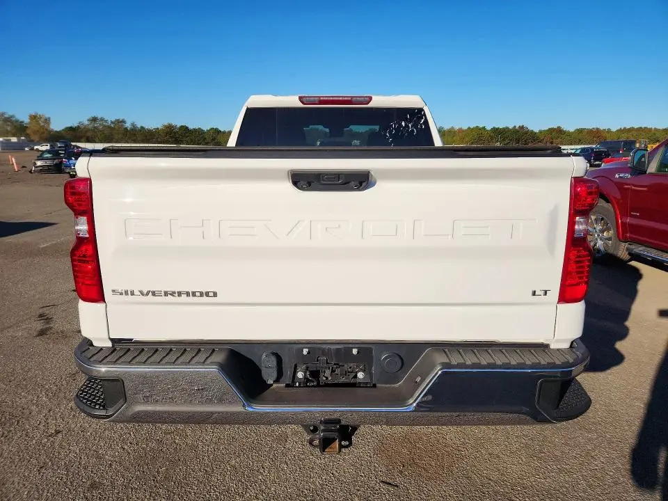 2023 CHEVROLET SILVERADO K1500 LT  