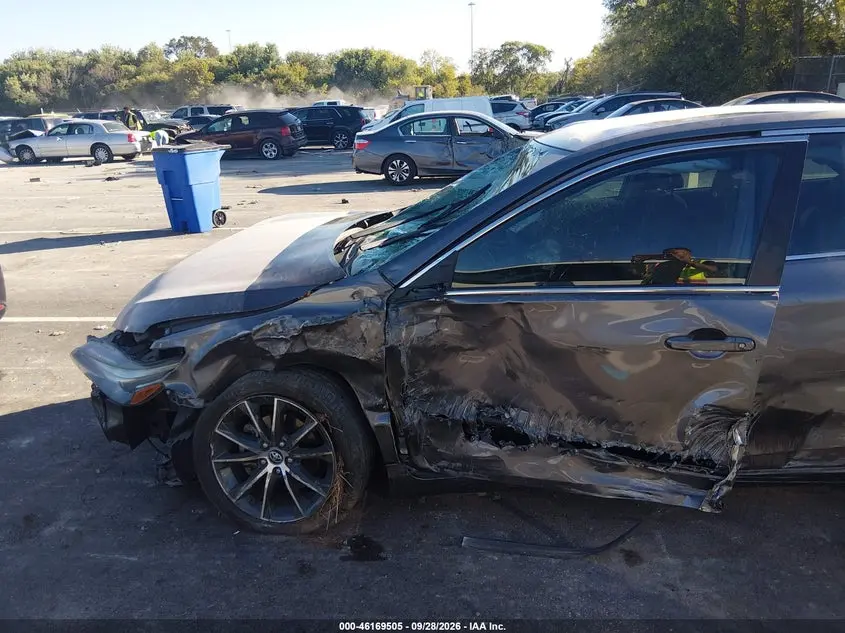 2017 TOYOTA CAMRY XSE