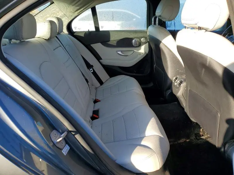 2017 MERCEDES-BENZ C 300  