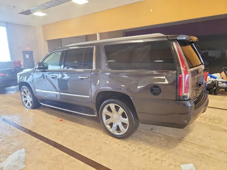 2017 CADILLAC ESCALADE ESV PREMIUM LUXURY  