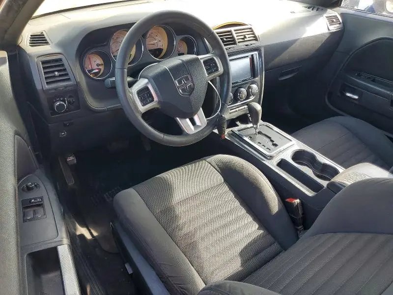 2013 DODGE CHALLENGER SXT  