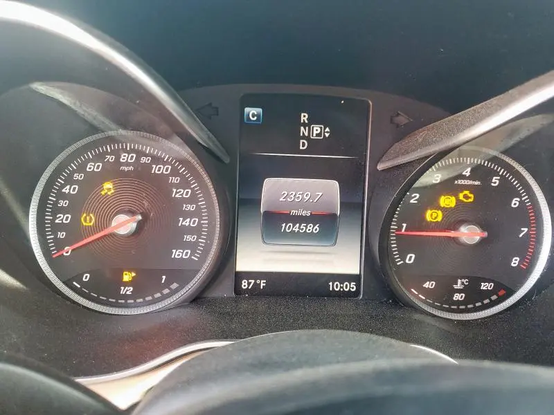 2015 MERCEDES-BENZ C 300