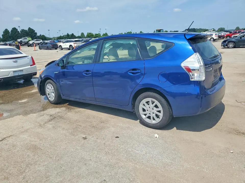 2012 TOYOTA PRIUS V THREE  