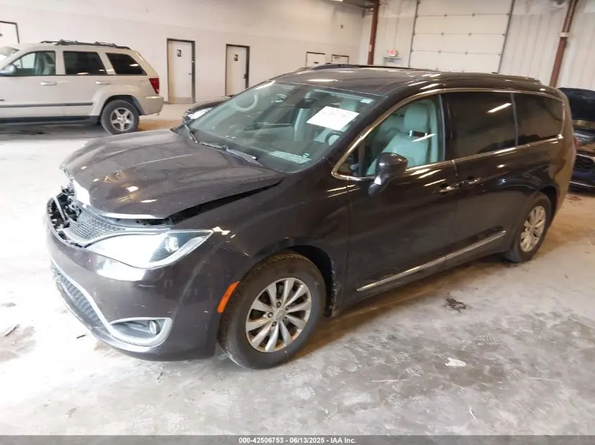 2018 CHRYSLER PACIFICA TOURING L PLUS