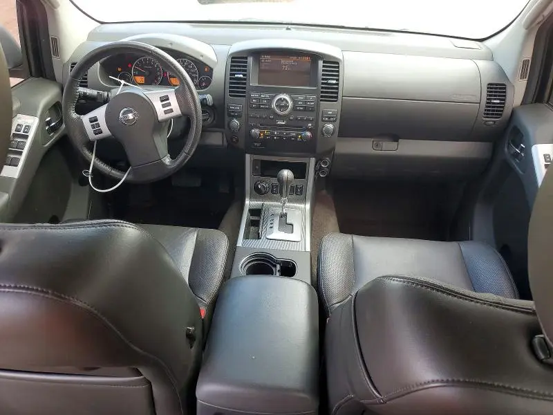 2012 NISSAN PATHFINDER S  