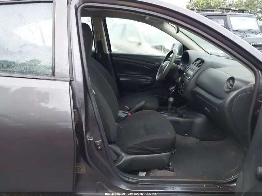2015 NISSAN VERSA 1.6 S