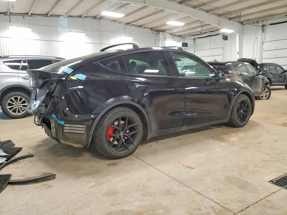 2022 TESLA MODEL Y   