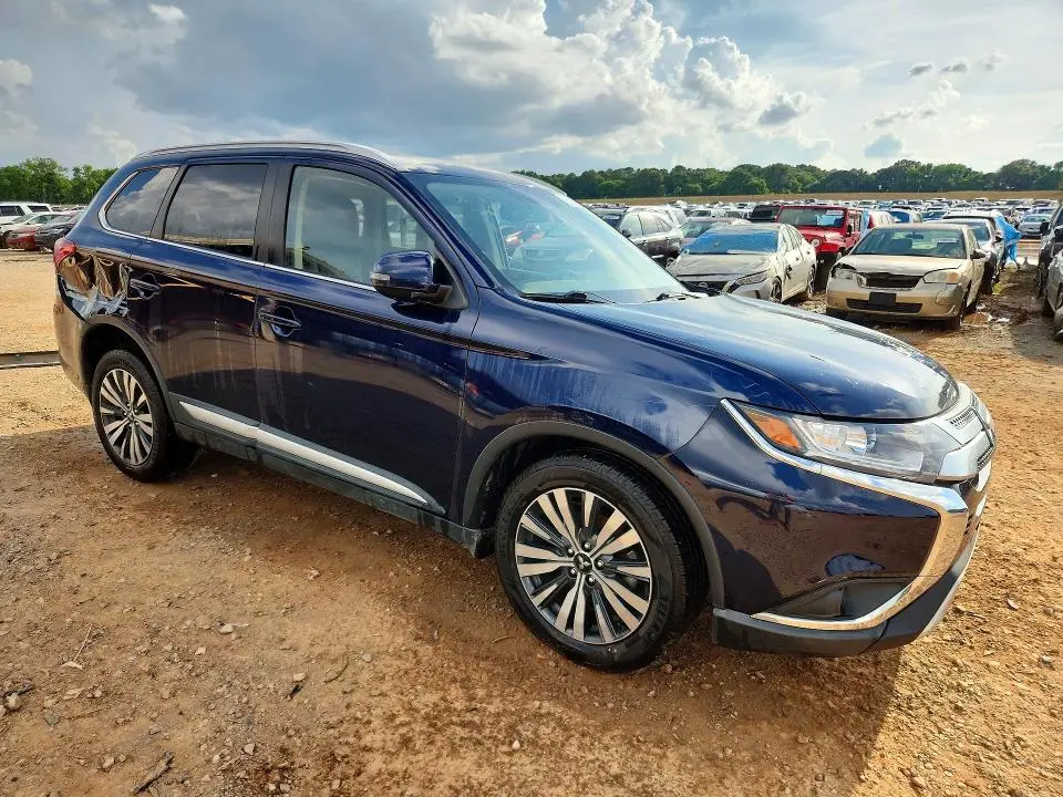 2019 MITSUBISHI OUTLANDER SE  
