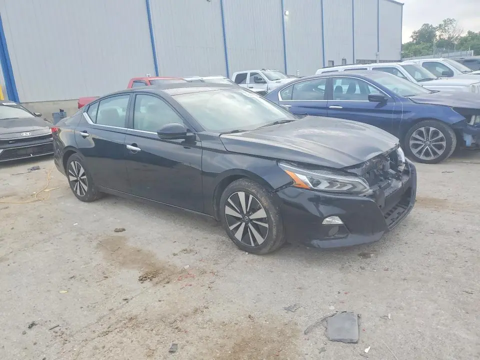 2020 NISSAN ALTIMA SL  