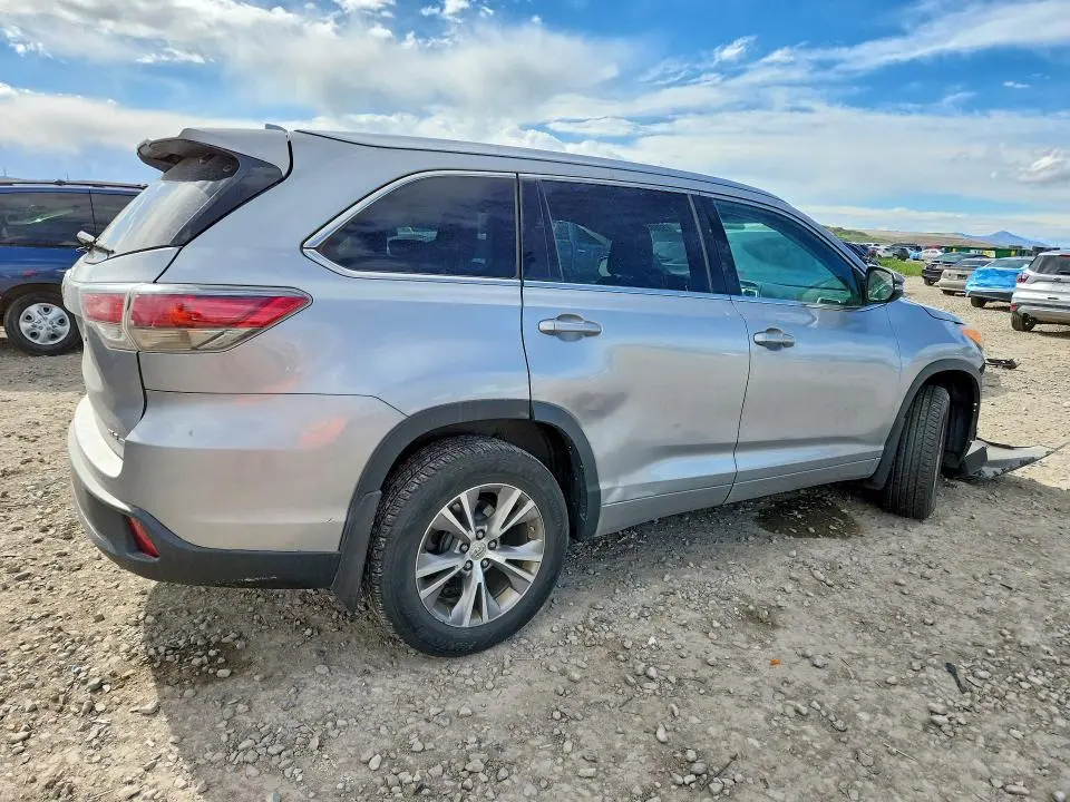 2014 TOYOTA HIGHLANDER XLE  