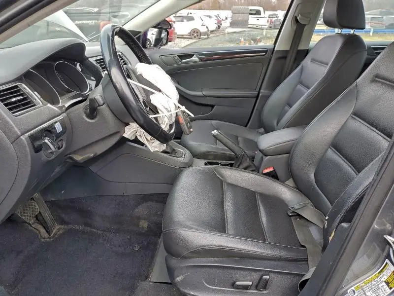 2015 VOLKSWAGEN JETTA TDI  